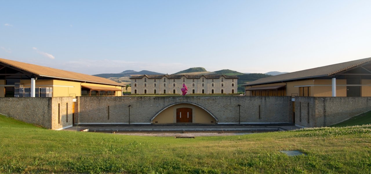Señorío de Otazu Tour (Navarra) Bodega Otazu Wine Paths